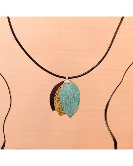 Collier Trois feuilles -...