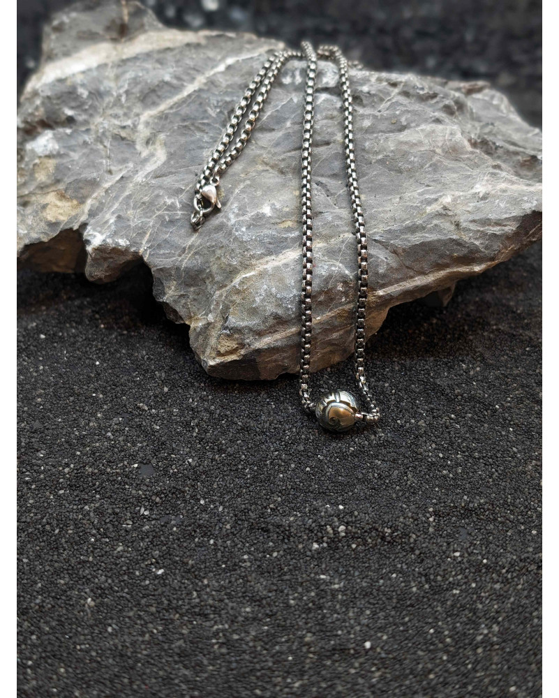 Collier Chaîne acier vieilli et perle de Tahiti gravée
