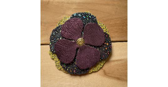 Broches Fleur en cuir